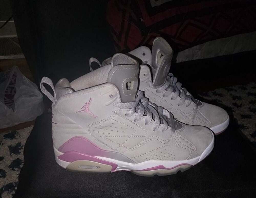 Jordan MVP Women's Neutral Grey/Orchid-White FB9019-001
